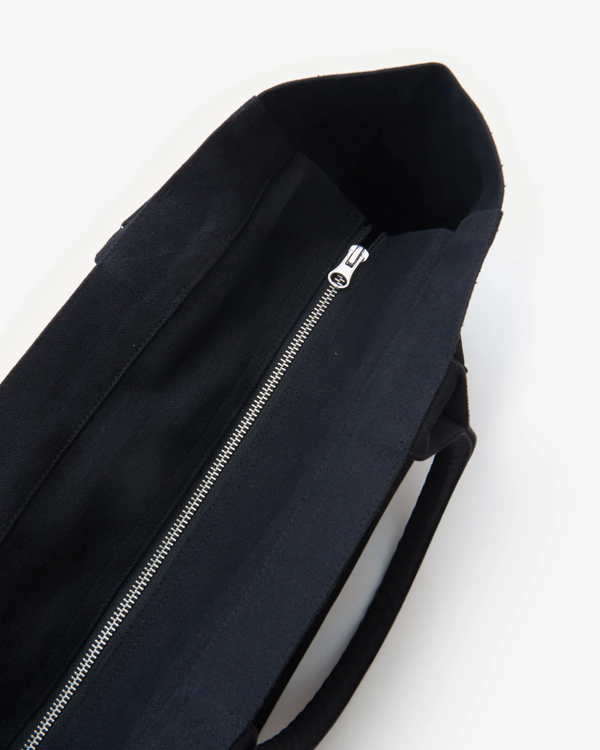 Yenky Zipped Glitter Bag - Image 4
